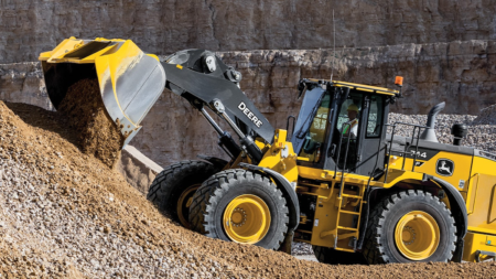 JD_744P_Wheel_Loader.63471598023c4.png - Machines Wiki