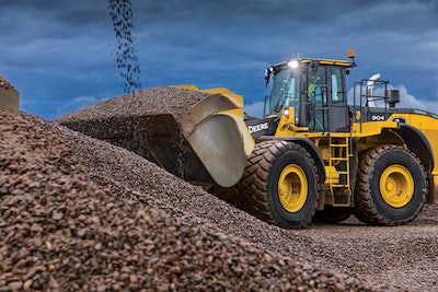 John Deere 904 P-tier wheel loader aggregate handler