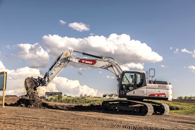 bobcat e165 excavator digging in dirt