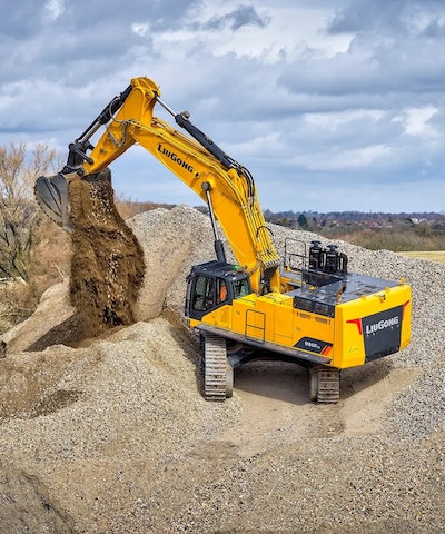 LiuGong 995F Excavator on gravel pile unloading