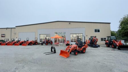 1205x0_s3-62858-N-EAGLE-WC-APPRECIATE-1.jpg - Machines Wiki