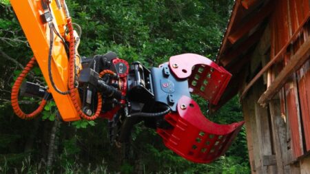 1696419594_56493_en_6ea31_58664_rototilt-rc3-tiltrotator.jpg - Machines Wiki