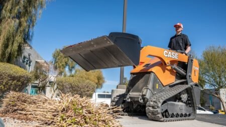 1697076810_56541_en_ef1e3_58706_case-tl100-mini-track-loader-landscape.jpg - Machines Wiki