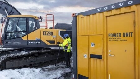 1697652740_56599_en_1dada_58765_volvo-construction-equipment-large-power-unit.jpg - Machines Wiki