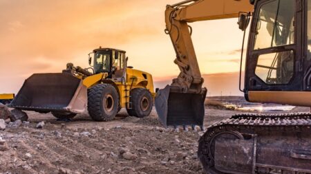 1699552264_56762_en_5d22f_56123_wheel-loader-excavator-stock-image.jpg - Machines Wiki