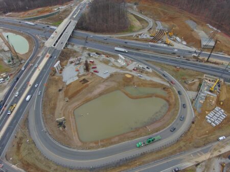 1205x0_s3-63987-1s3-63987-N-23_24-CM-100_JPG.jpg - Machines Wiki