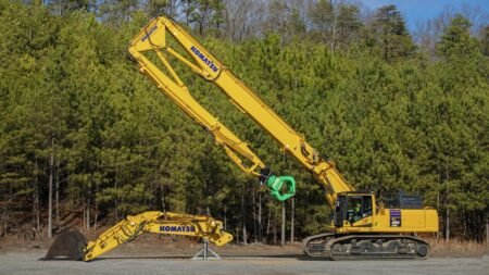 1709753794_57576_en_68af3_59606_komatsu-pc490hrd-11-demo-excavator.jpg - Machines Wiki