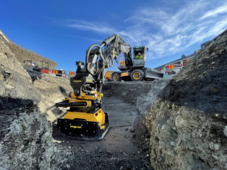 engcon.jpg - Machines Wiki