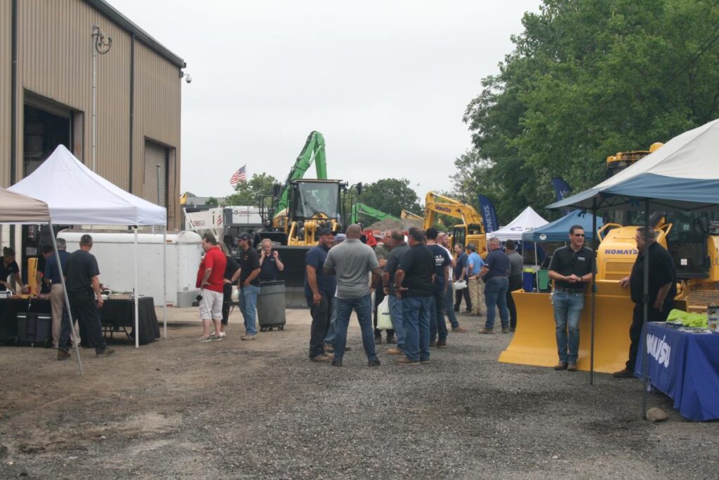 Komatsu Company Stores East Holds Open Houses