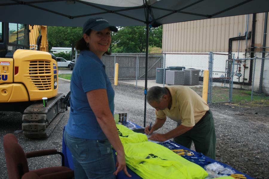 Komatsu Company Stores East Holds Open Houses