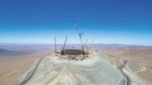 1748028957_60857_en_8b24d_62886_peri-elt-constructionjpg - Machines Wiki