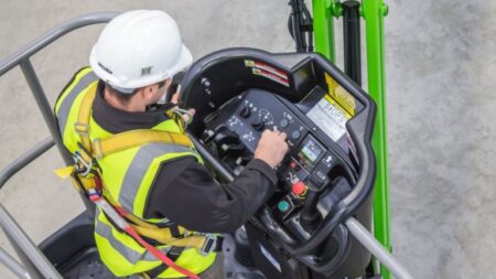 1752609484_61183_en_c2eb4_63240_niftylift-safety.jpg - Machines Wiki