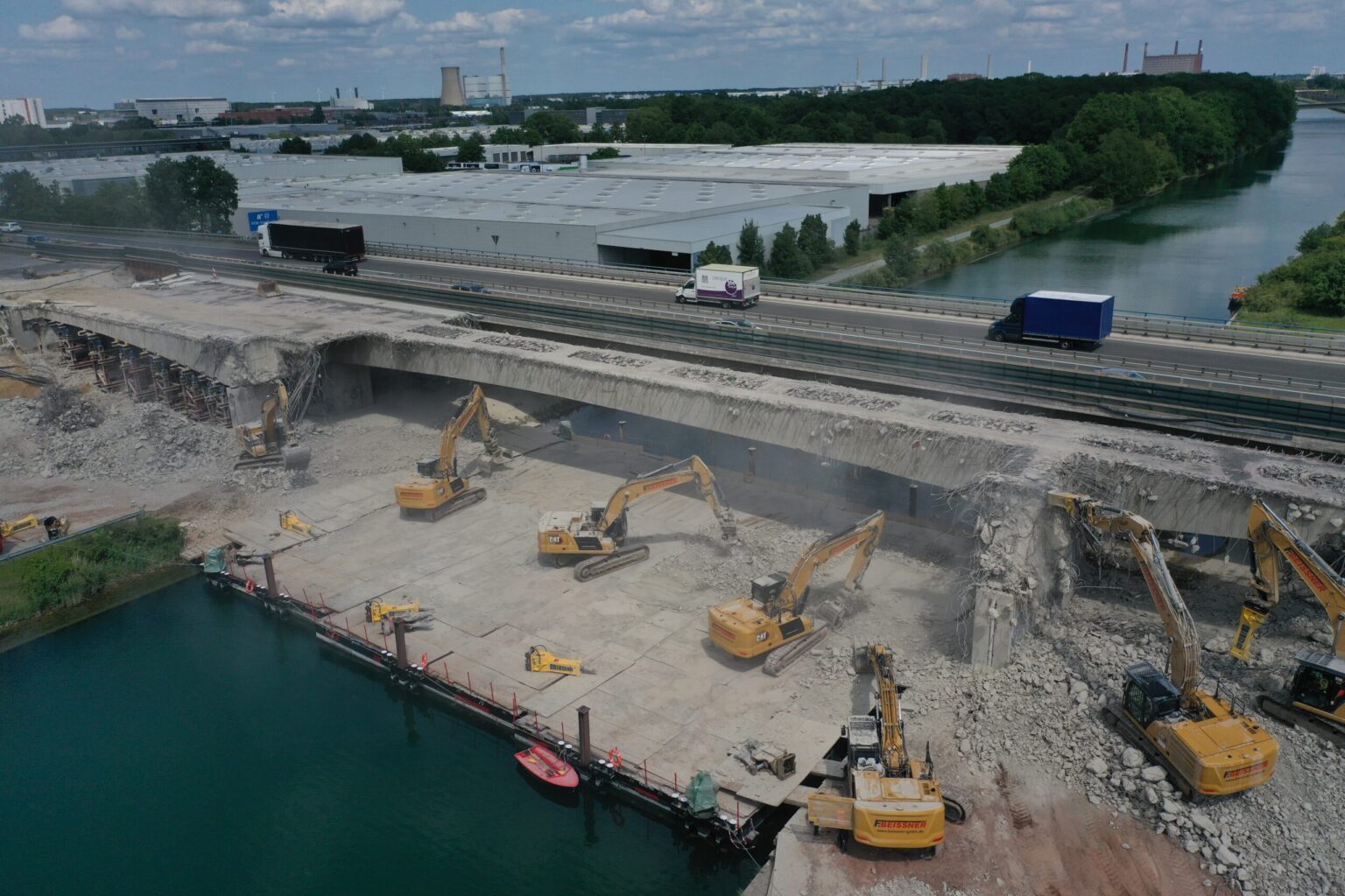 Epiroc-HB-4100-Mittellandkanal-Drohne-scaledjpg - Machines Wiki