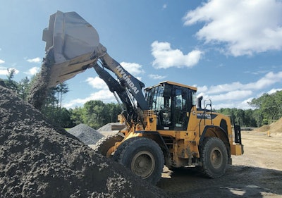 Hyundai HL955A HD