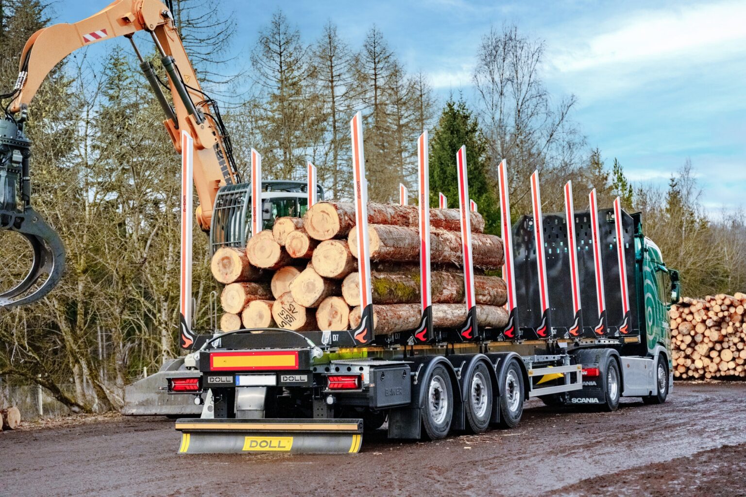 01-Neuer-DOLL-LOGO-12-Bildquelle-DOLL-Fahrzeugbau-scaledjpg - Machines Wiki