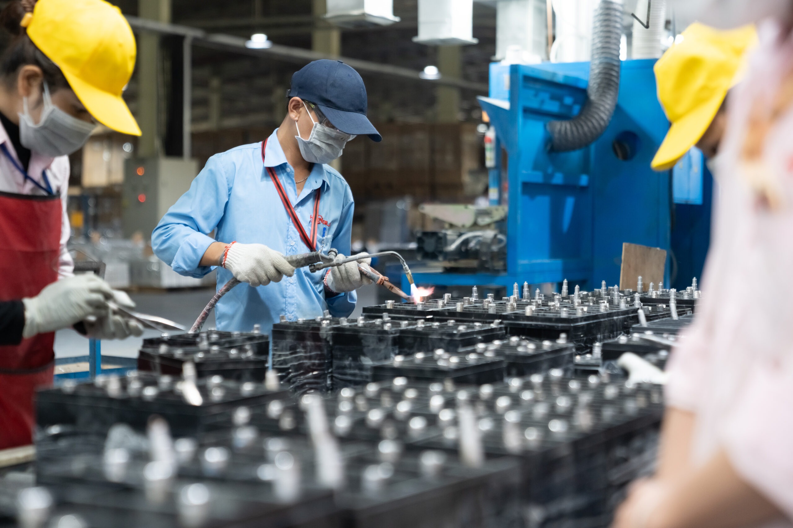 - Machines Wiki Automated conveyor systems enhance production flow and maintain uniformity acrossall product lines.