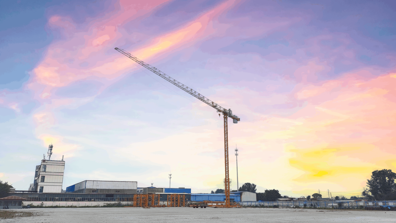 New-Potain-MCT-105-topless-tower-crane-from-Manitowocs-India-factory-01-scaledpng - Machines Wiki