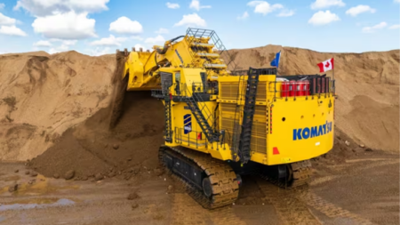 1763157166_62053_en_10e6b_64144_komatsu-pc9000-excavatorpng - Machines Wiki