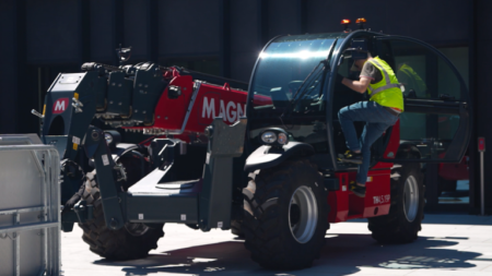 1764977966_62281_en_b7c18_64347_magni-th4-liftpng - Machines Wiki