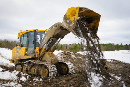 John-Deere-Photos-2-scaledjpg - Machines Wiki