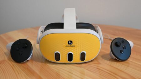 1774644804_63291_en_a0565_65386_john-deere-xr-training-2jpg - Machines Wiki