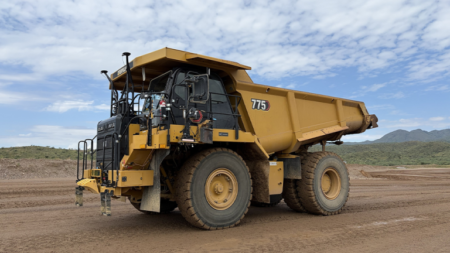 1789514163_64346_en_d7cb2_66545_cat-775-autonomous-mining-haulerpng - Machines Wiki