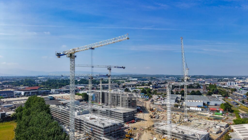 Five Raimondi Tower Cranes Build Dublin’s Southwest Gate
