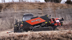1790991424_64405_en_2ec4a_66612_ditch-witch-at32-directional-drillpng - Machines Wiki