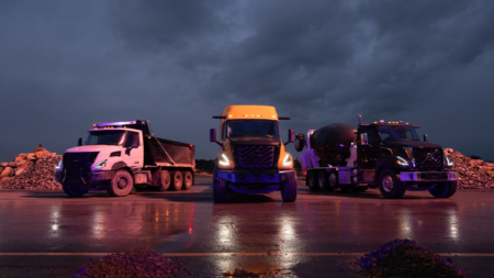 1792011904_64606_en_9dd88_66836_volvo-vnx-lineup-1png - Machines Wiki