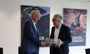 LANDCROS Europe Teams Up With Akkodis on Custom Machines